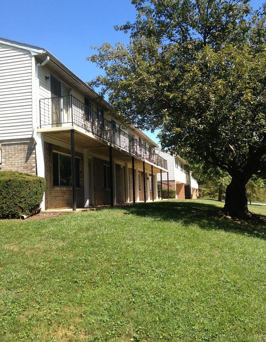 316 E Lancaster St APT F, Red Lion, PA 17356 Zillow