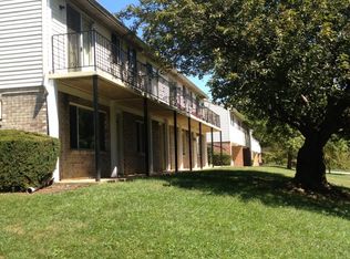 316 E Lancaster St APT F, Red Lion, PA 17356