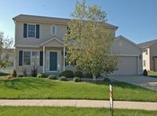 3207 Cave Creek Rd, Bloomington, IL 61704