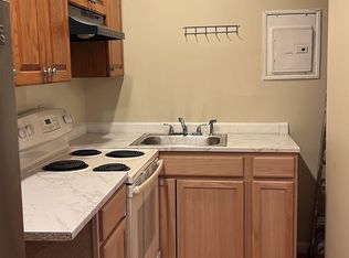 113 N Broadway Ave #2, Hicksville, NY 11801