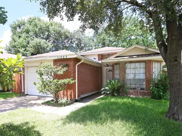 11207 Fall Breeze Dr, Houston, TX 77064