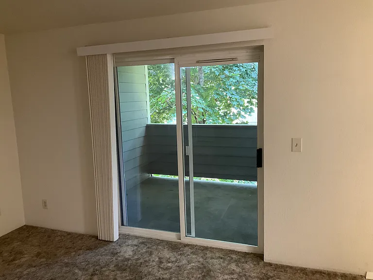 1642 Kellenbeck Ave — Photo 9