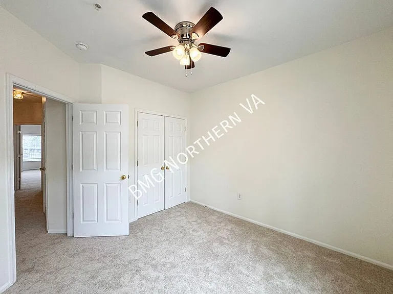 9508 Walker Way — Photo 15