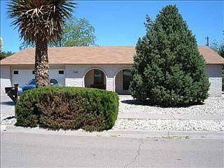 1st image of 1301 Hall Dr