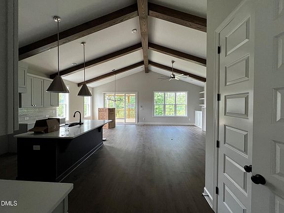 5th image of 1679 Terry Rd