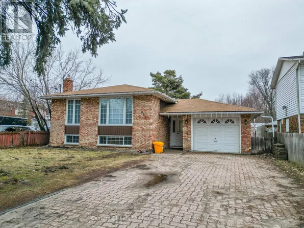862 Lakeshore Dr, North Bay, ON P1A 2G8