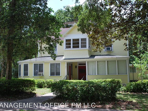 3rd image of 531 SE 2nd Pl APT 1