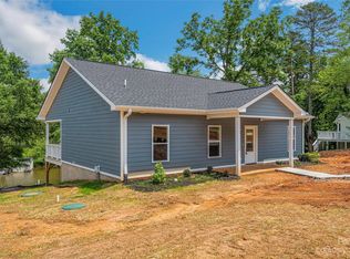 6276 Lynchburg Rd, Hickory, NC 28601