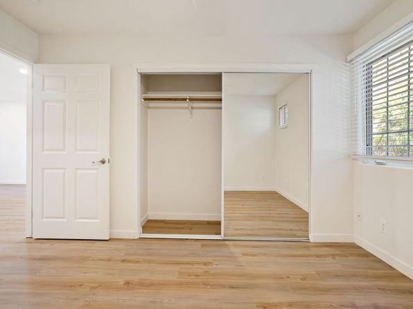 3382 Rockview Pl APT 4