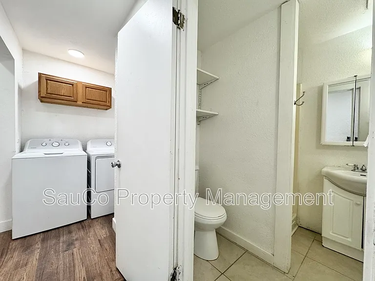 6423 SW Raab Rd — Photo 18