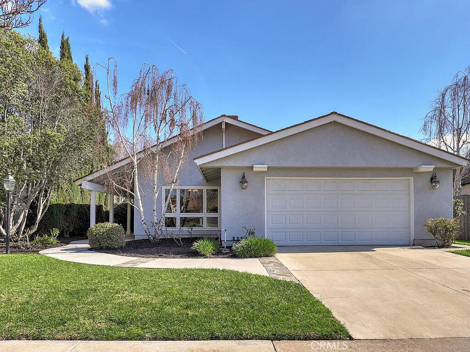 1st image of 14812 Birchwood Pl