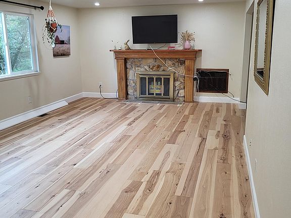 3rd image of 3441 NW Circle Blvd
