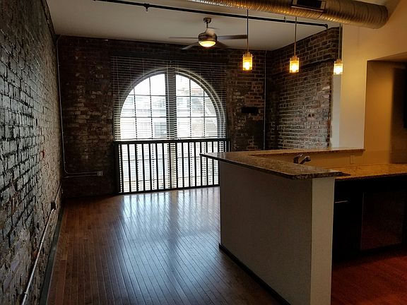 3rd image of 110 S 15th St APT 302