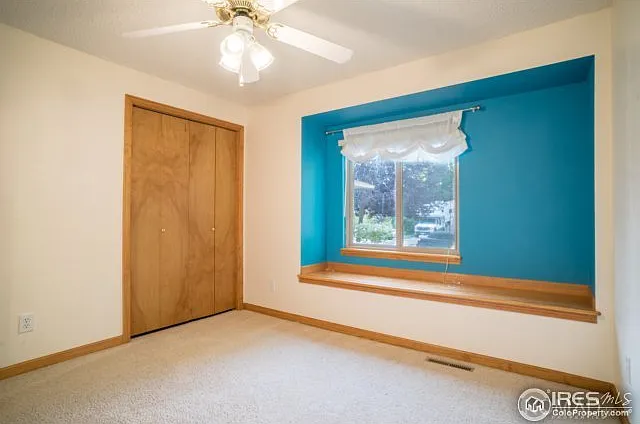 1689 Geneva Cir — Photo 13