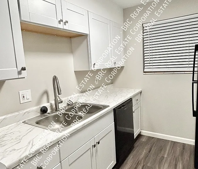 5904 S Datura St #10 — Photo 1