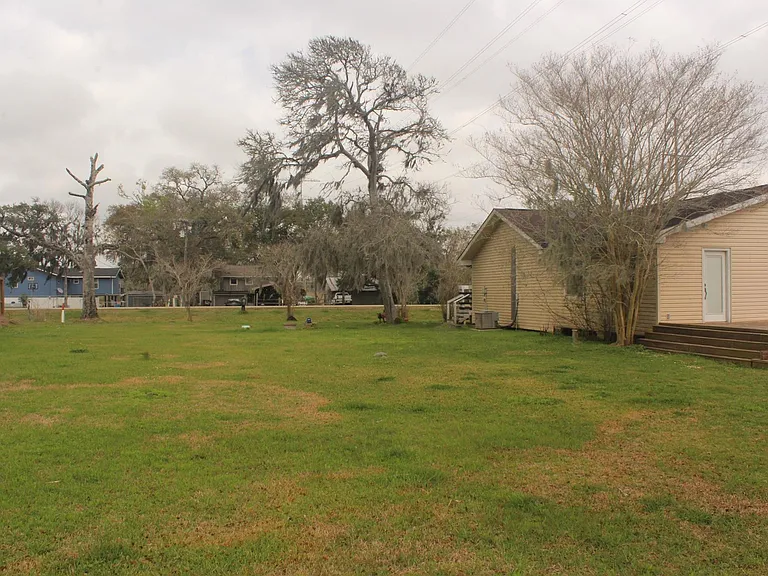 6377 County Road 659 — Photo 18