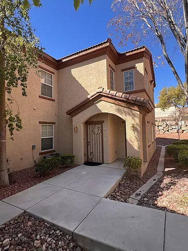 3915 Legend Hills St #104 Photo 1 3915 Legend Hills St #104 Photo 1