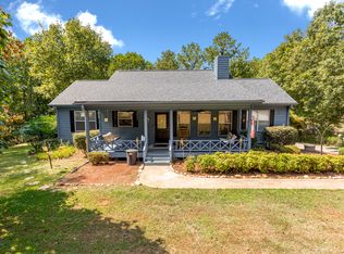 104 Fairlane Dr, Covington, GA