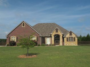 228 Chateau Bnd, Ardmore, OK 73401