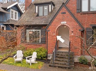 2338 44th Ave SW UNIT A, Seattle, WA 98116