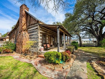 409 E Travis St, Fredericksburg, TX, 78624