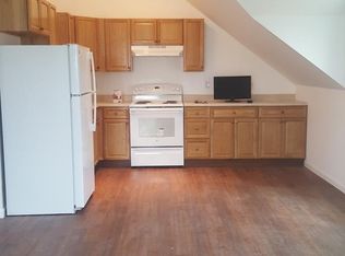 499 Newhall St, Hamden, CT 06517