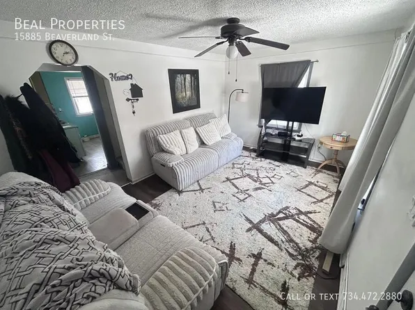 15885 Beaverland St, Detroit, MI 48223