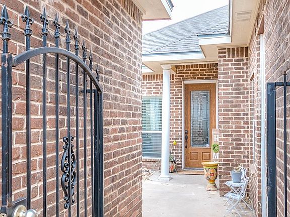 3rd image of 1607 Kimrey Ln