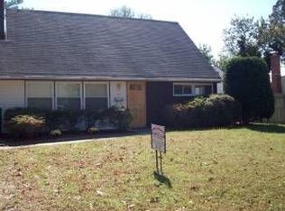 1825 Hartford Dr, Norfolk, VA 23518