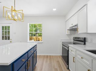 2939 Hillglenn Rd, Dallas, TX 75228