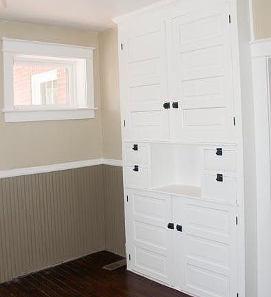 Kitchen - Beautiful Built-Ins