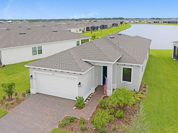2nd image of 2711 Treasure Cay Ln
