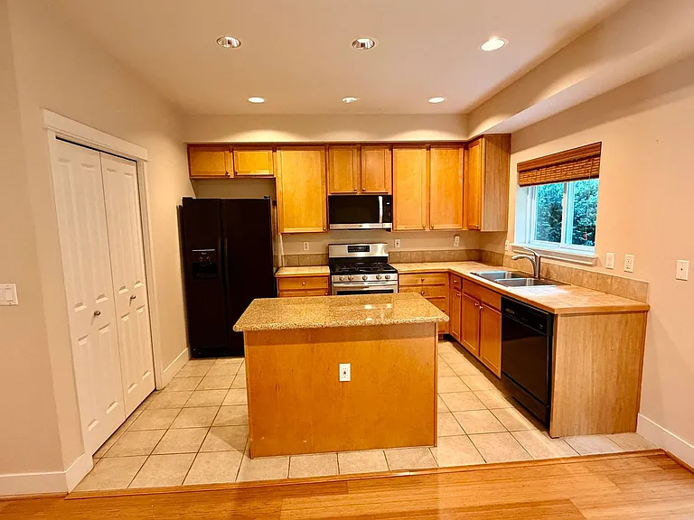 5583 Lakemont Blvd SE #1603 — Photo 8