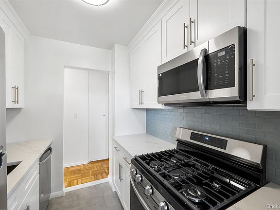 5th image of 1853 Central Park Avenue #5J