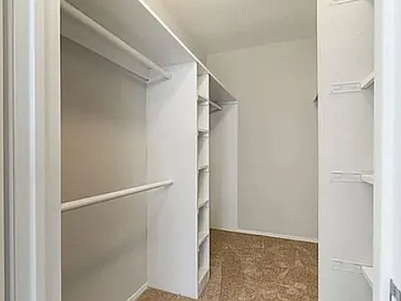 4th image of 17423 Seven Pines Dr