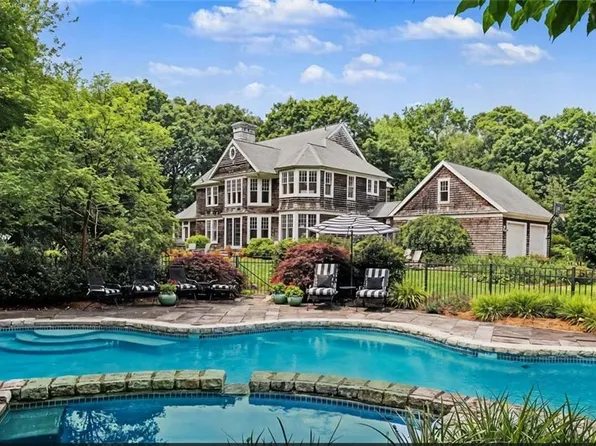 280 Bittersweet Farm Way, South Kingstown, RI 02879