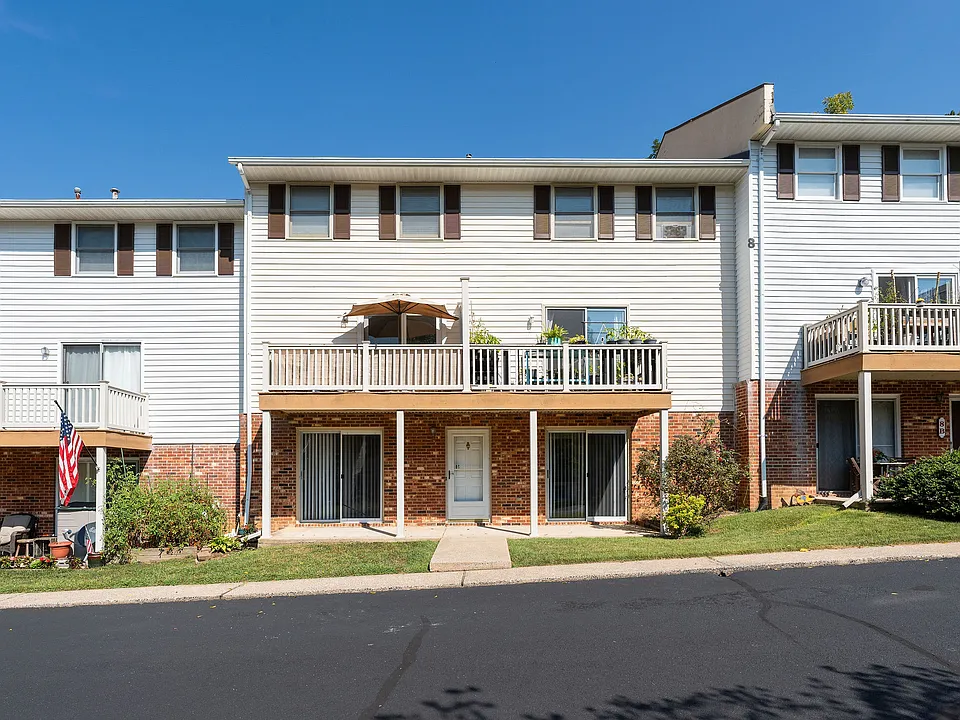 700 Rife Rd #8C