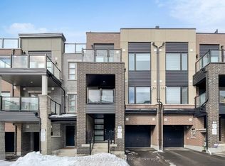 16 Herman Gilroy Ln, Markham, ON L6C 3L7