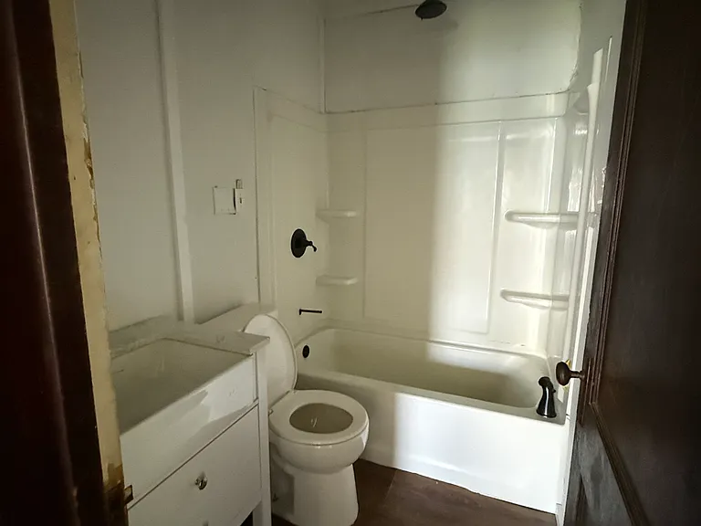 1237 E Johns Ave — Photo 12