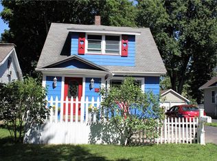 111 Chalford Rd, Rochester, NY 14616