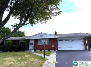 904 Municipal Rd, Walnutport, PA 18088