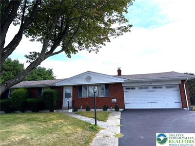 904 Municipal Rd, Walnutport, PA, 18088