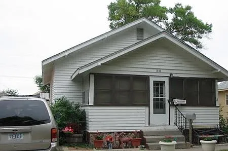 1323 6th Ave