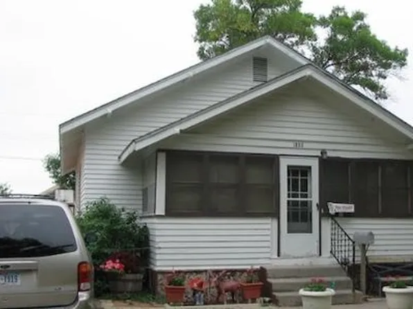 1323 6th Ave, Scottsbluff, NE 69361