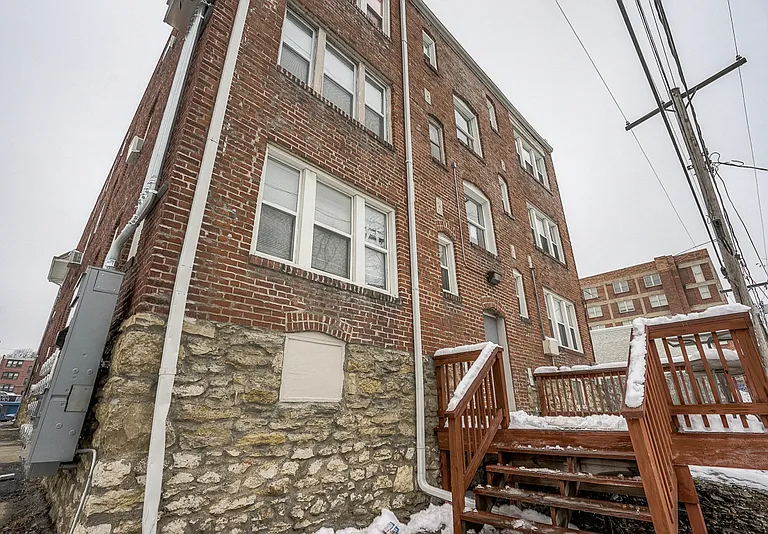 3721 Broadway Blvd #23 — Photo 10