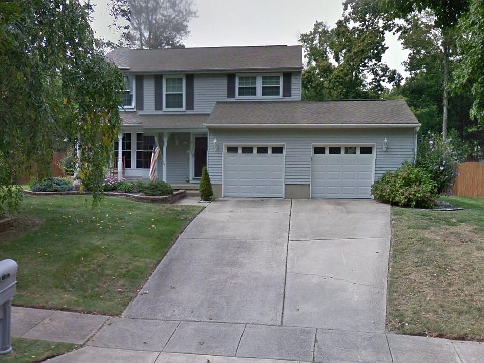 A wonderful neighborhood and location!