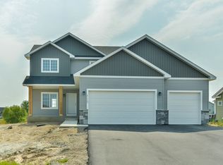 2313 Bronco Ln, Buffalo, MN 55313