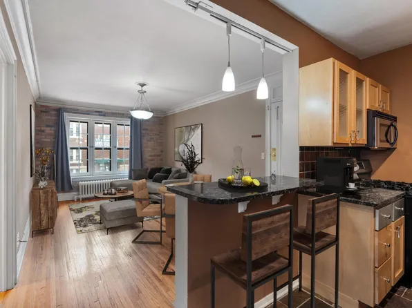 1820 1st Ave S APT 102, Minneapolis, MN 55403