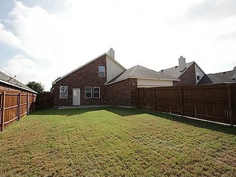 1407 Hazelwood Dr — Photo 22