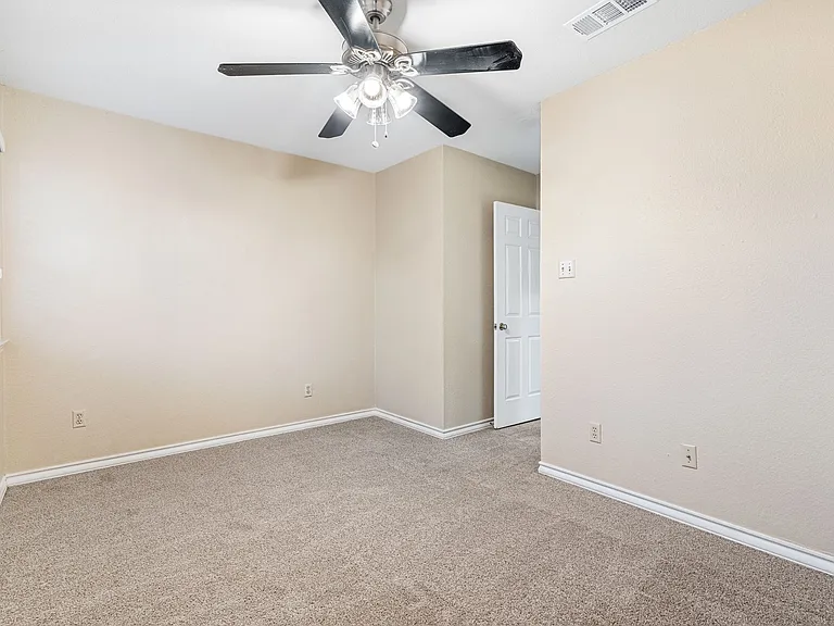 2408 Enfield Rd #211 — Photo 25